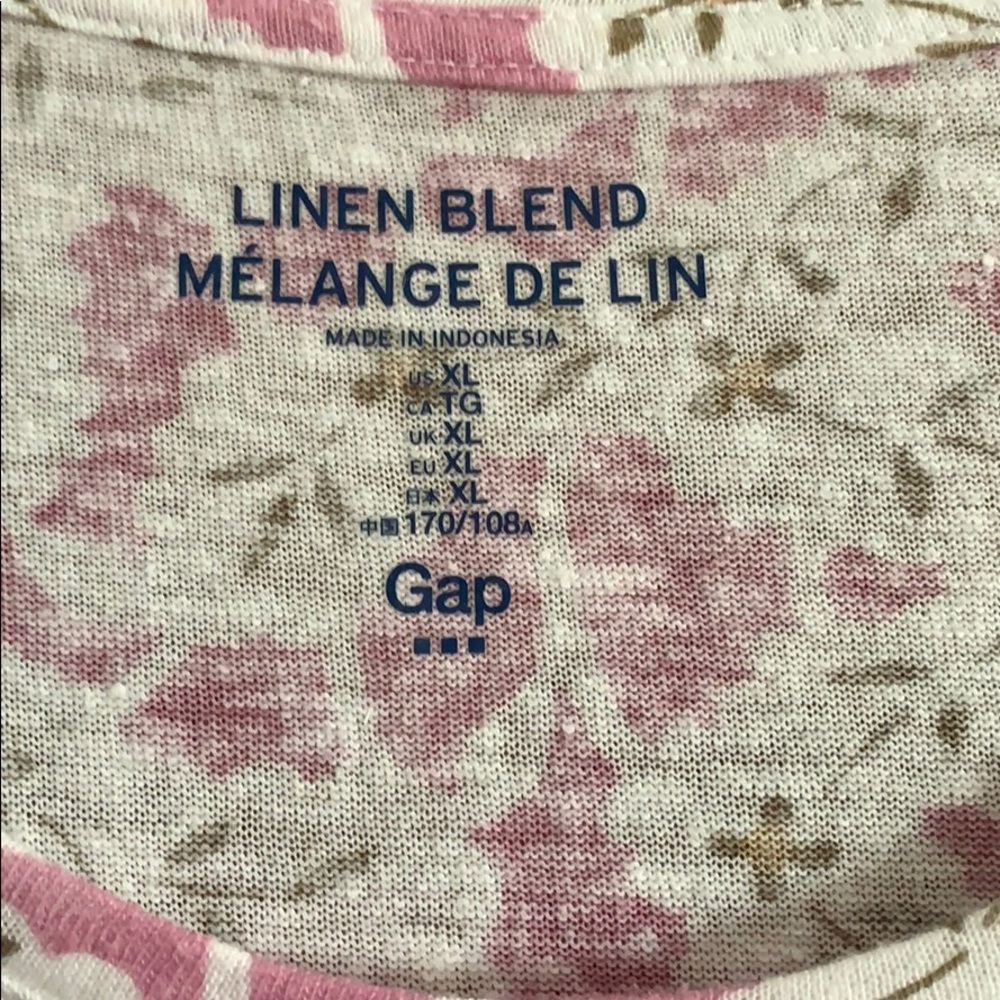 Van Heusen top